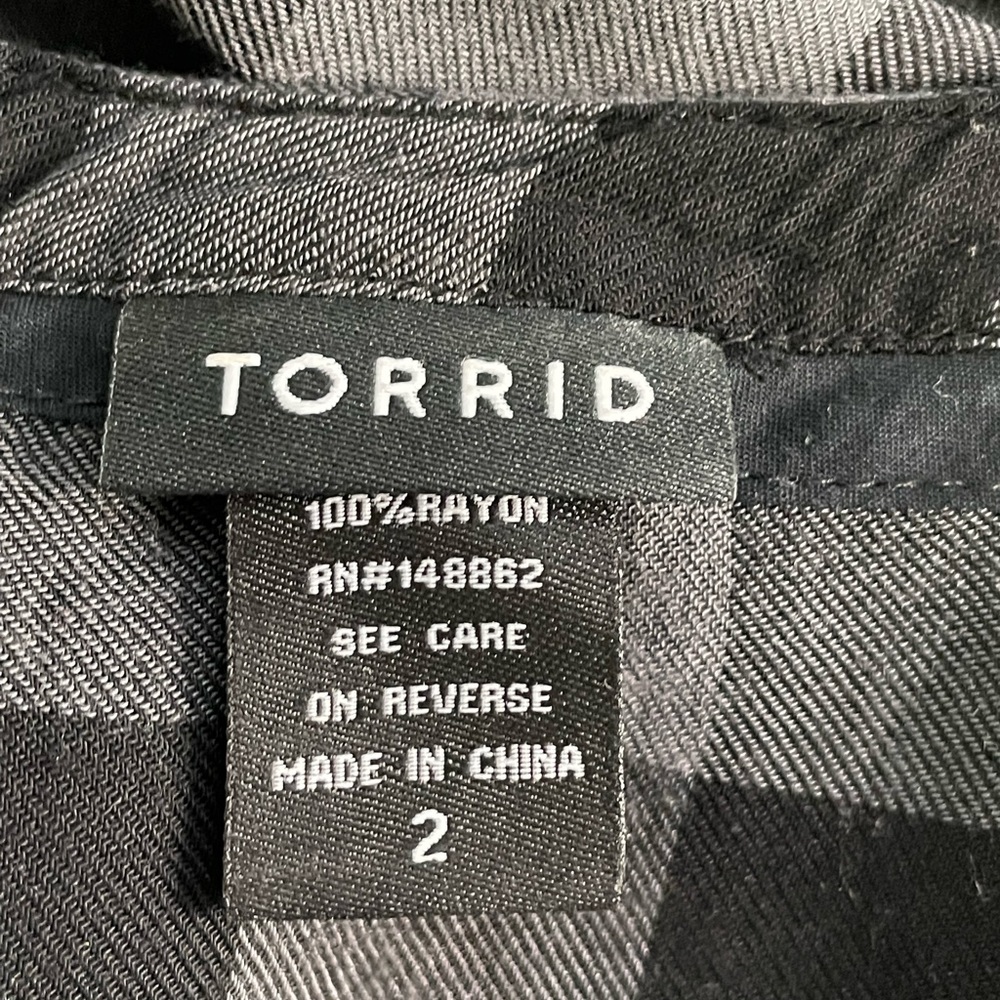 Torrid Black Grey Buffalo Check Button Front Challis Baby Doll Tunic, 2, 2X - Picture 3 of 11
